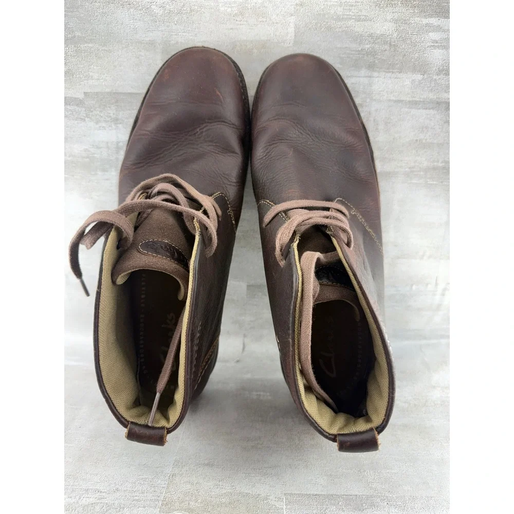 Clarks Men 26066261 Dark Brown Leather Chukka Ankle Boots Size 12M